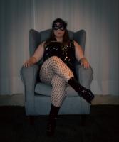 614260121: Chica busca chico en Sevilla