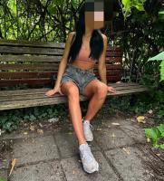 632108040: Chica busca chico en Sevilla