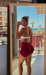 Chica busca chico en Granada: 