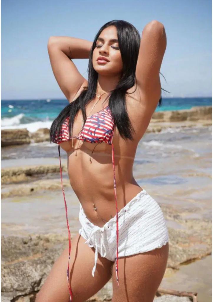 661318204: Chica busca chico en Cádiz