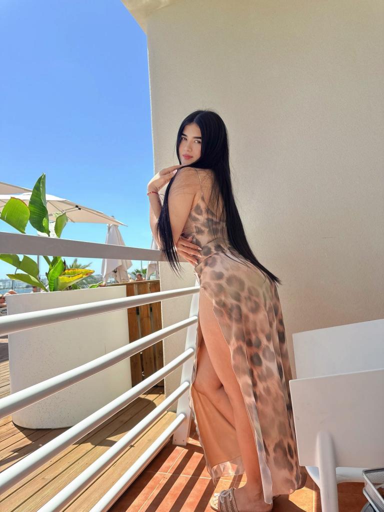 Chica busca chico en Madrid: Chica busca chico