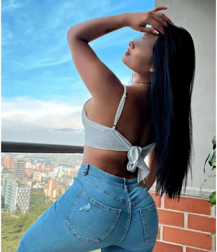 Chica busca chico en Almería: 