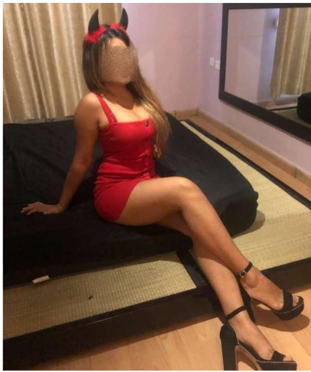 Chica busca chico en Menorca: 