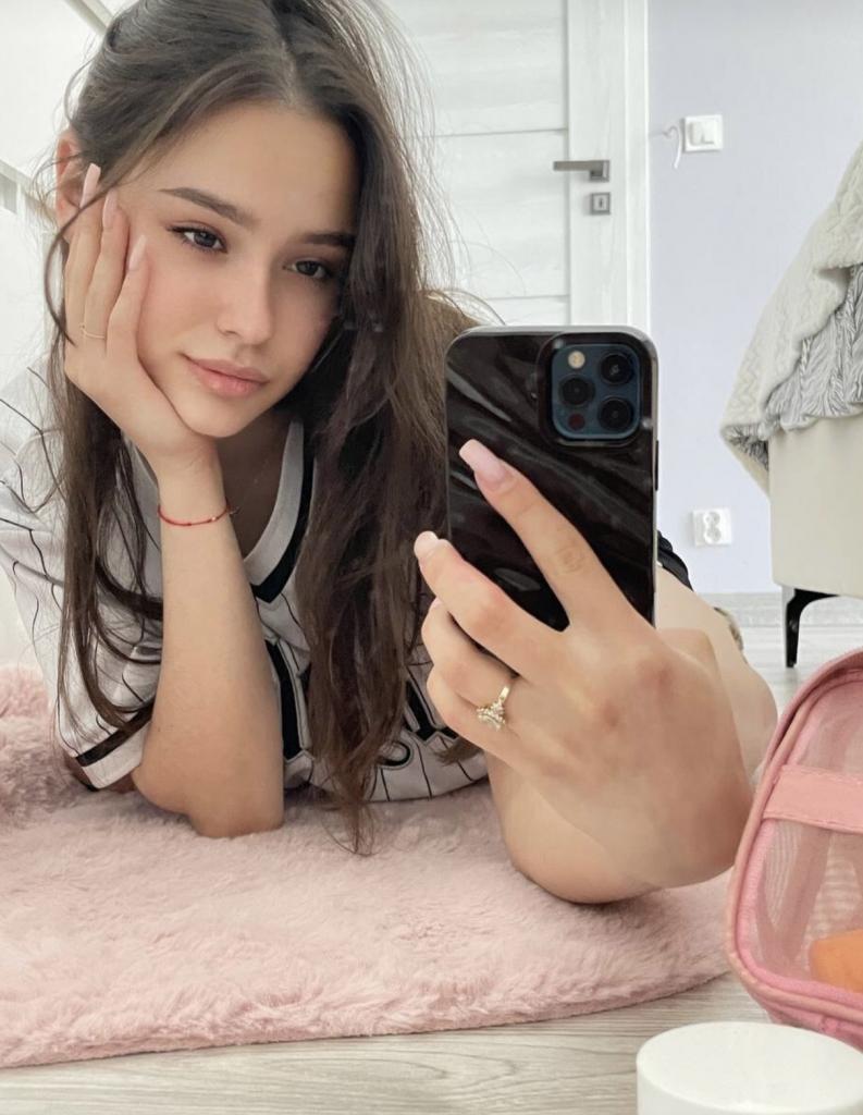 613649511: Chica busca chico en Almería