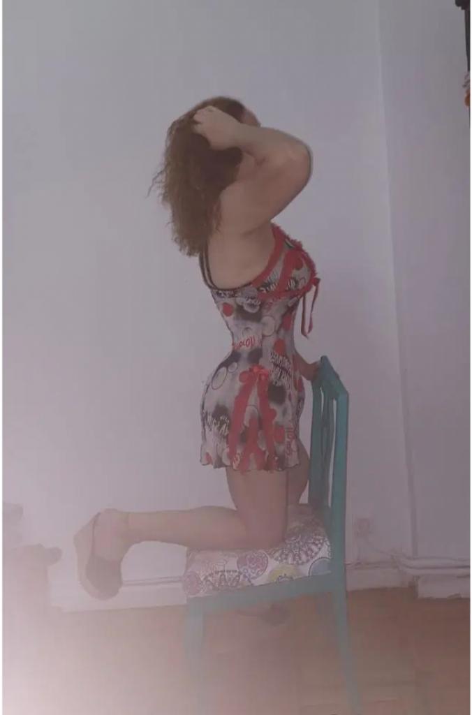 Chica busca chico en Huesca: 