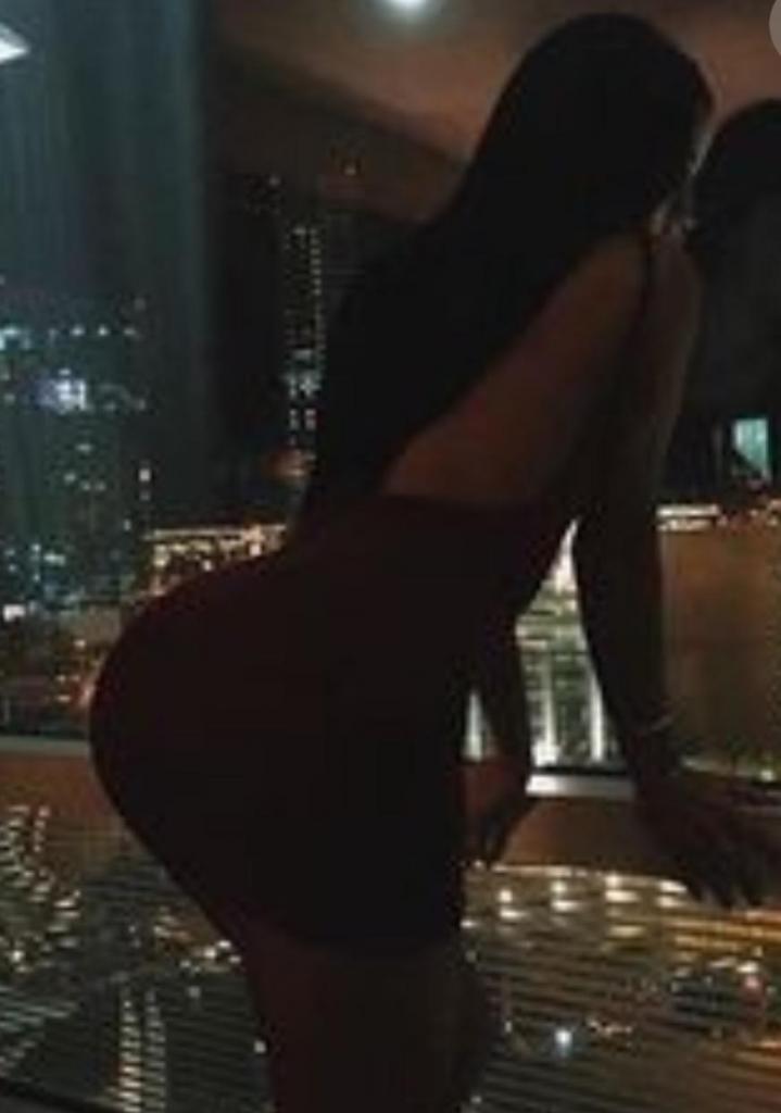 Chica busca chico en Almería: 