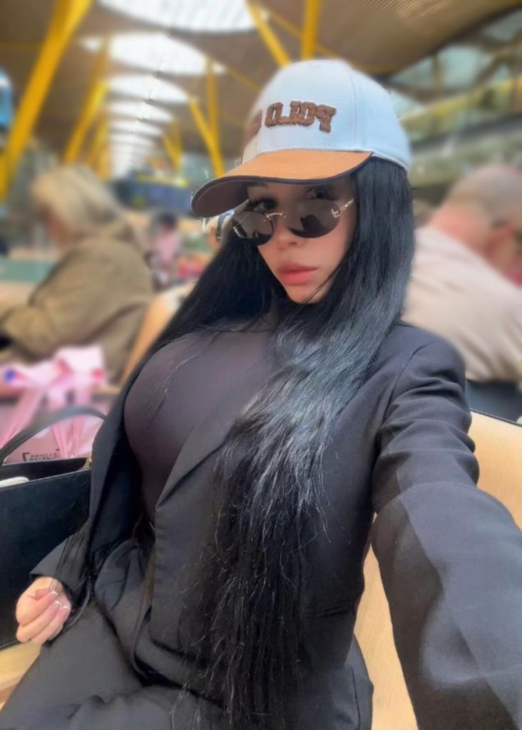 624912755: Chica busca chico en Ibiza