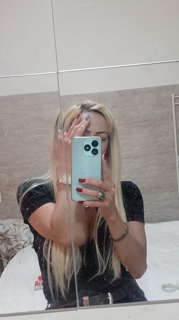 Chica busca chico en Granada: 