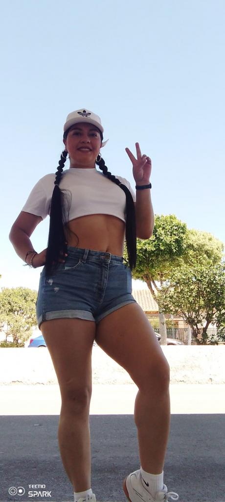 Chica busca chico en Almería: 