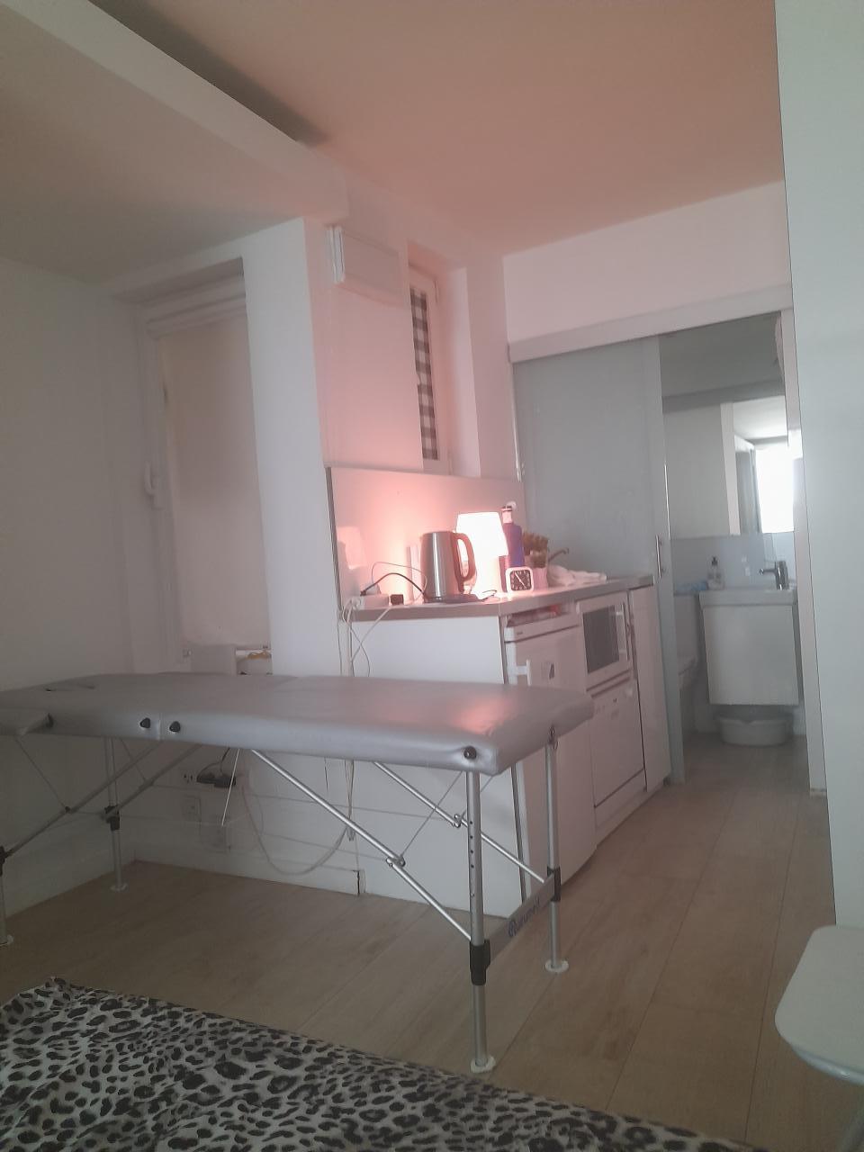Chica busca chico en Madrid: 