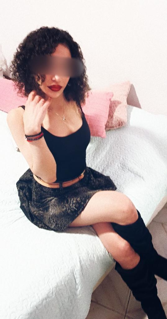 Chica busca chico en Madrid: Chica busca chico
