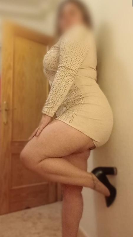 613815305: Chica busca chico en Alicante
