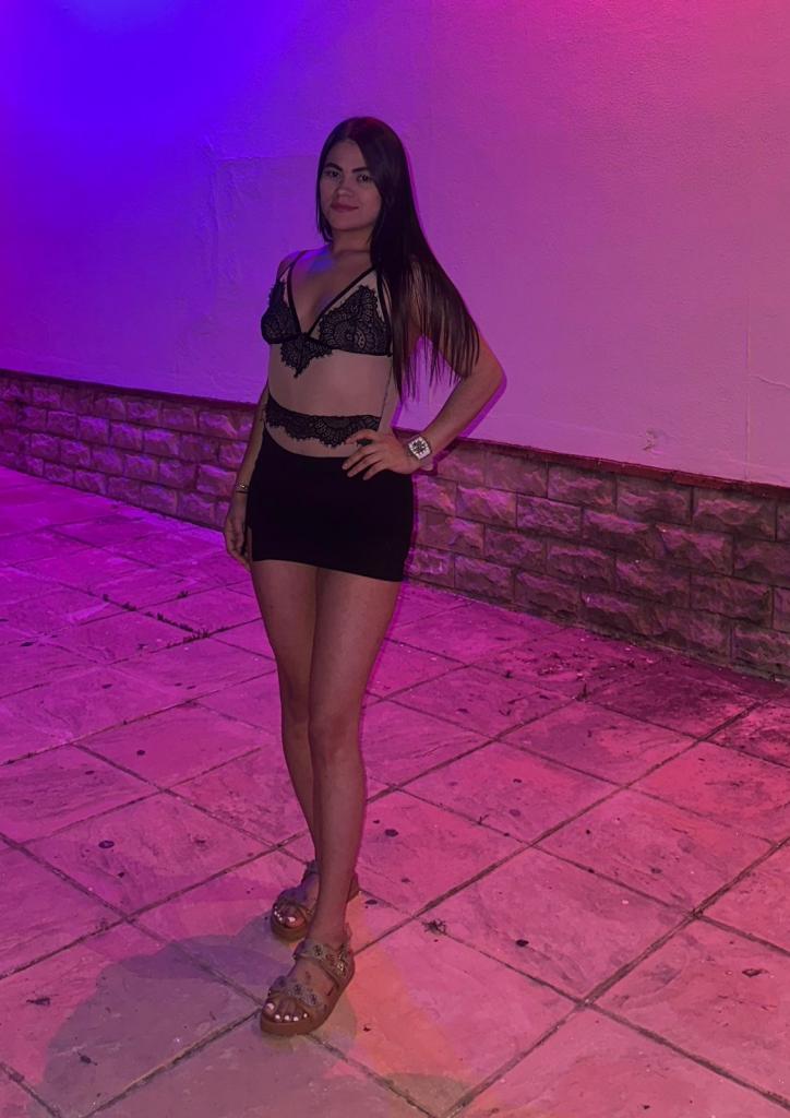 Chica busca chico en Alicante: 