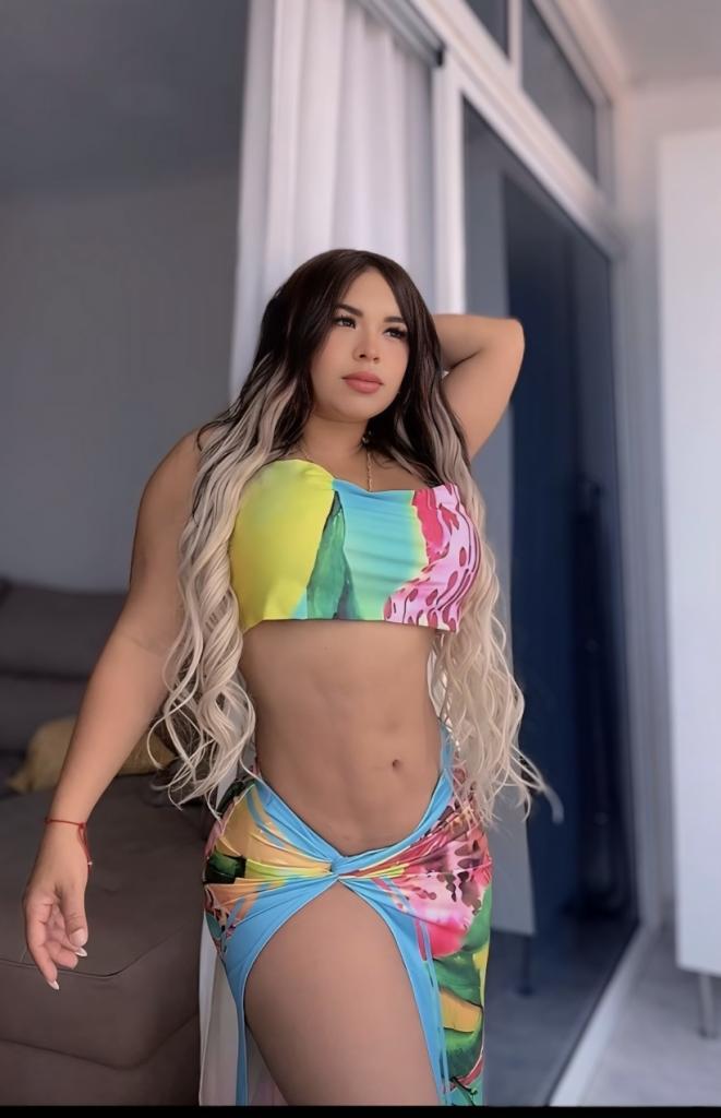 Chica busca chico en Tenerife: 