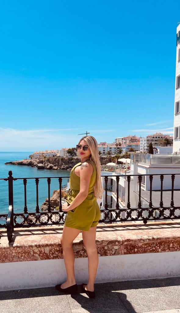 610084664: Chica busca chico en Málaga
