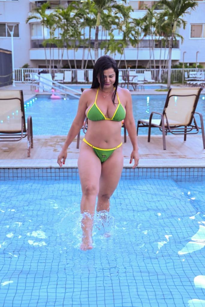 610085164: Chica busca chico en Málaga