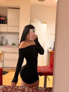 632624937: Chica busca chico en Málaga