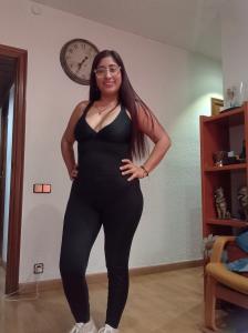 613772480: Chica busca chico en Barcelona