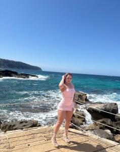 647695790: Chica busca chico en Mallorca
