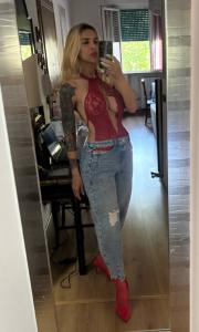 611221324: Chica busca chico en Málaga