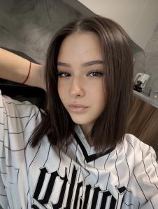 613649511: Chica busca chico en Almería