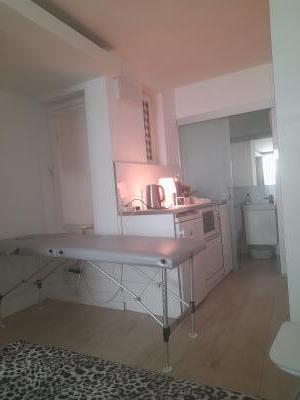 643965939: Chica busca chico en Madrid