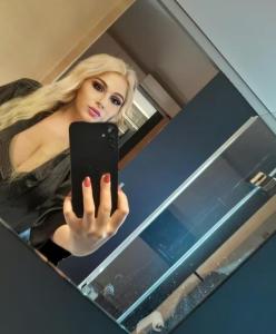 603895497: Chica busca chico en Málaga