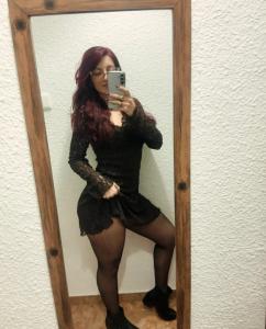 742047088: Chica busca chico en Valencia