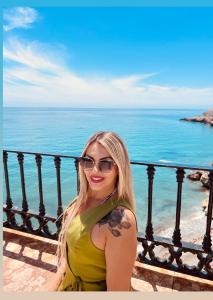 610084664: Chica busca chico en Málaga