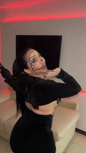 611206652: Chica busca chico en Sevilla