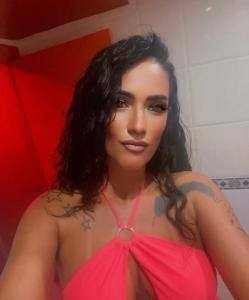 631766052: Chica busca chico en Castellón