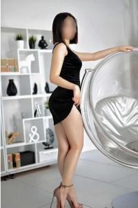 672937253: Chica busca chico en Madrid