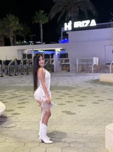 607547426: Chica busca chico en Madrid