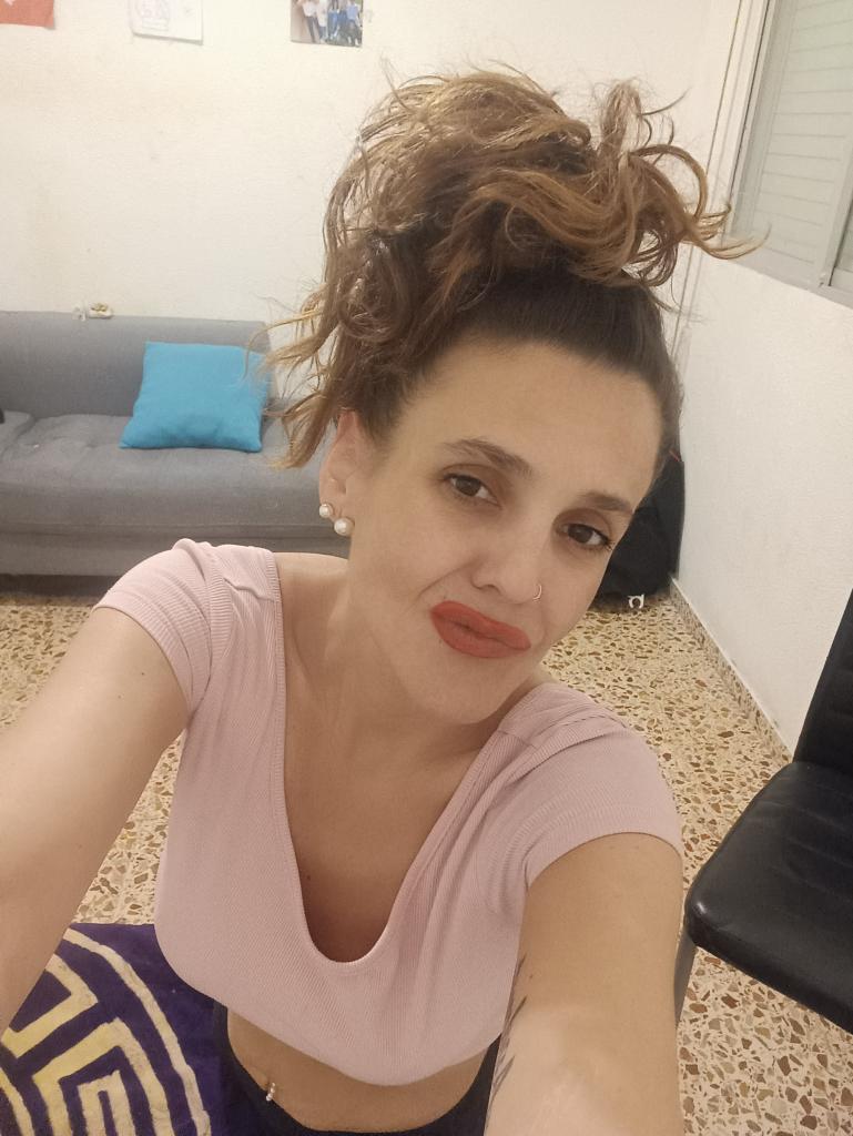 Chica busca chico en Alicante: 