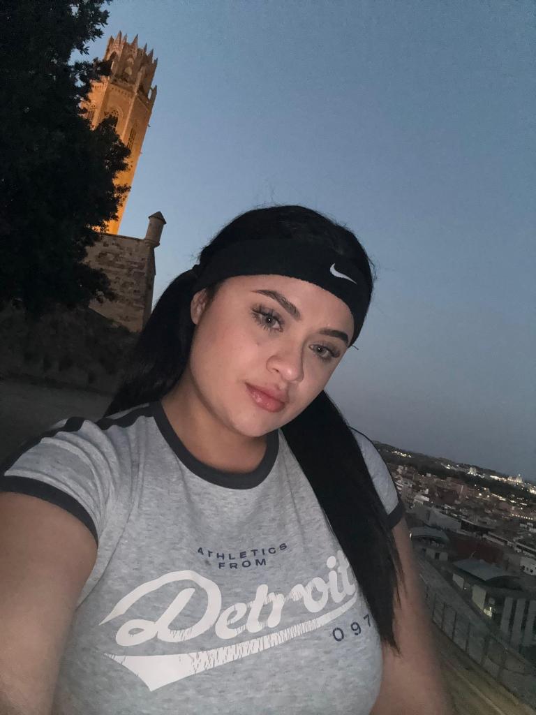 Chica busca chico en Lérida: 