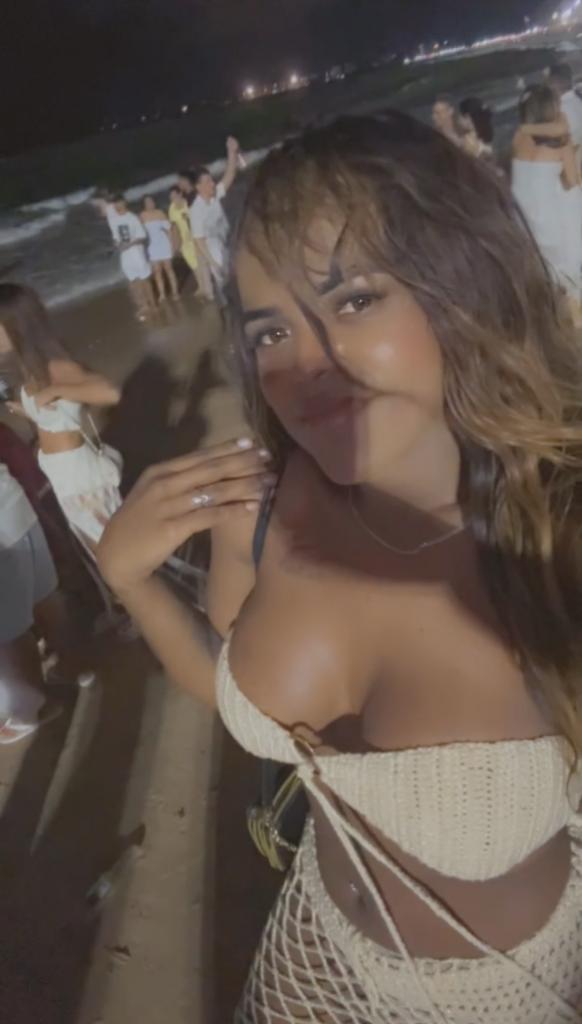 631389870: Transexual en León