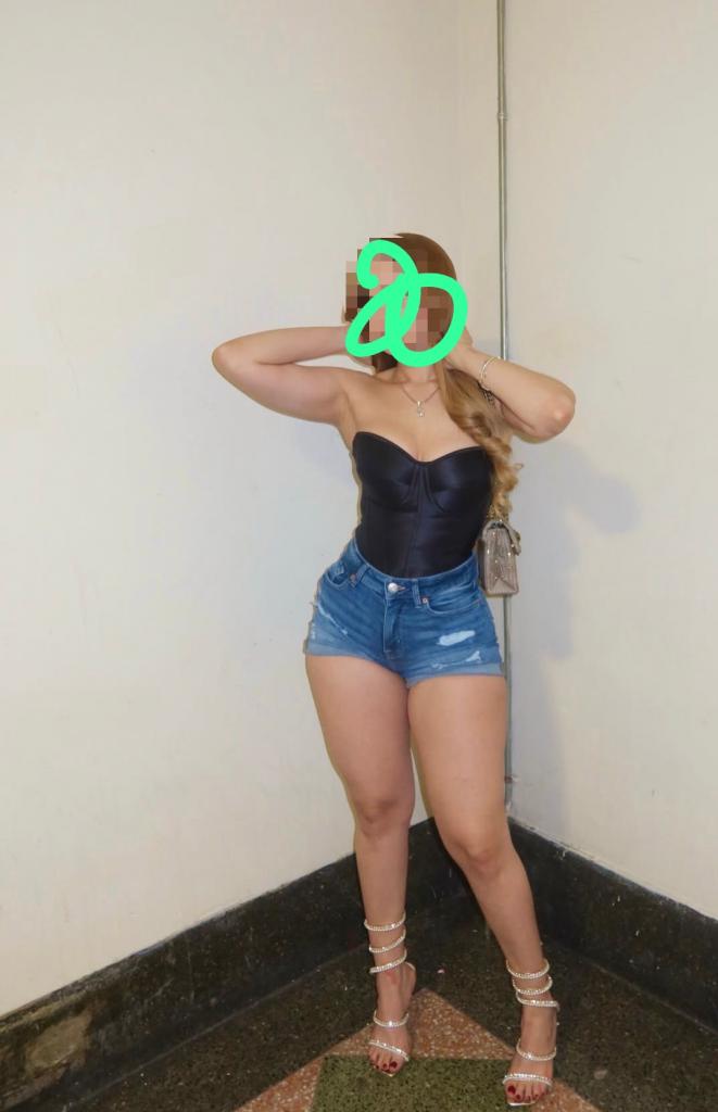 Chica busca chico en Huelva: 