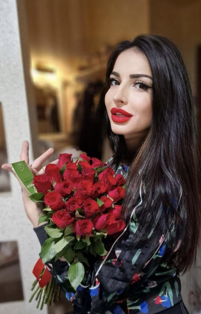 631828566: Chica busca chico en Almería