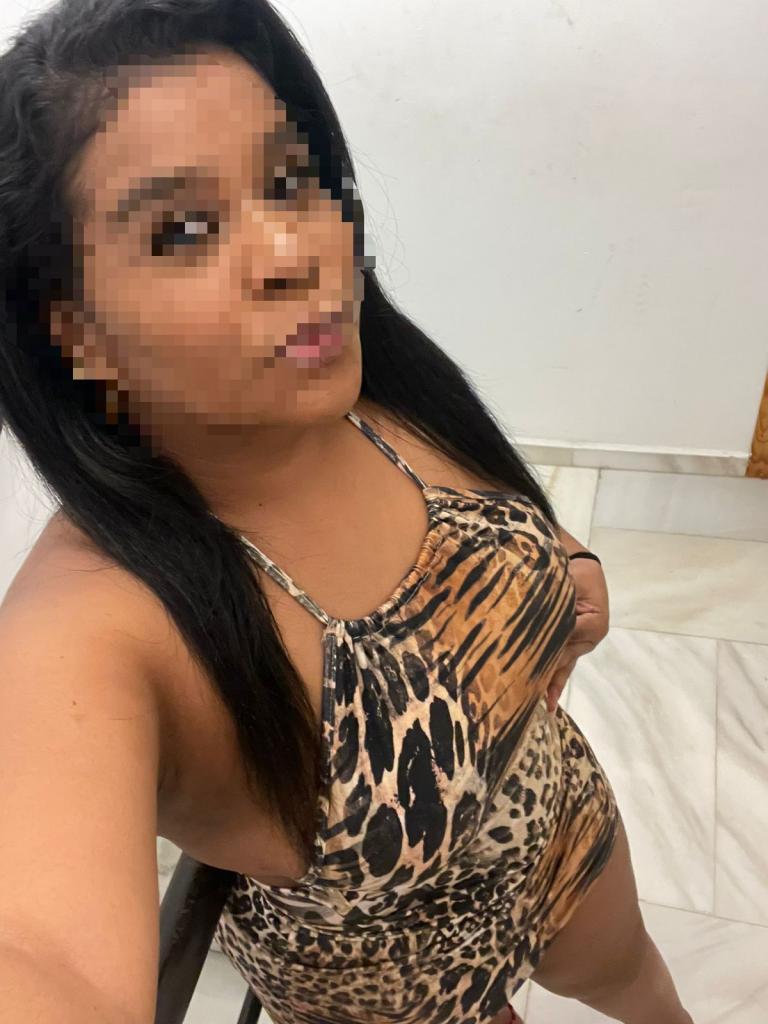 Chica busca chico en Almería: 