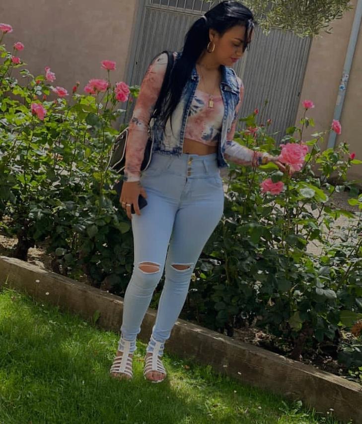 Chica busca chico en Almería: 
