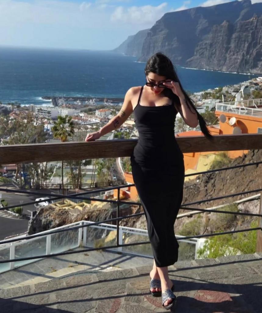 Chica busca chico en Tenerife: 