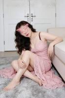 677900589: Chica busca chico en Madrid