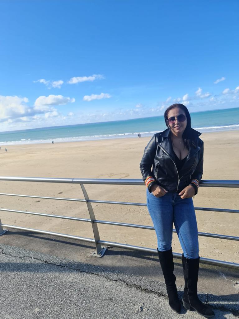 642765014: Chica busca chico en Navarra