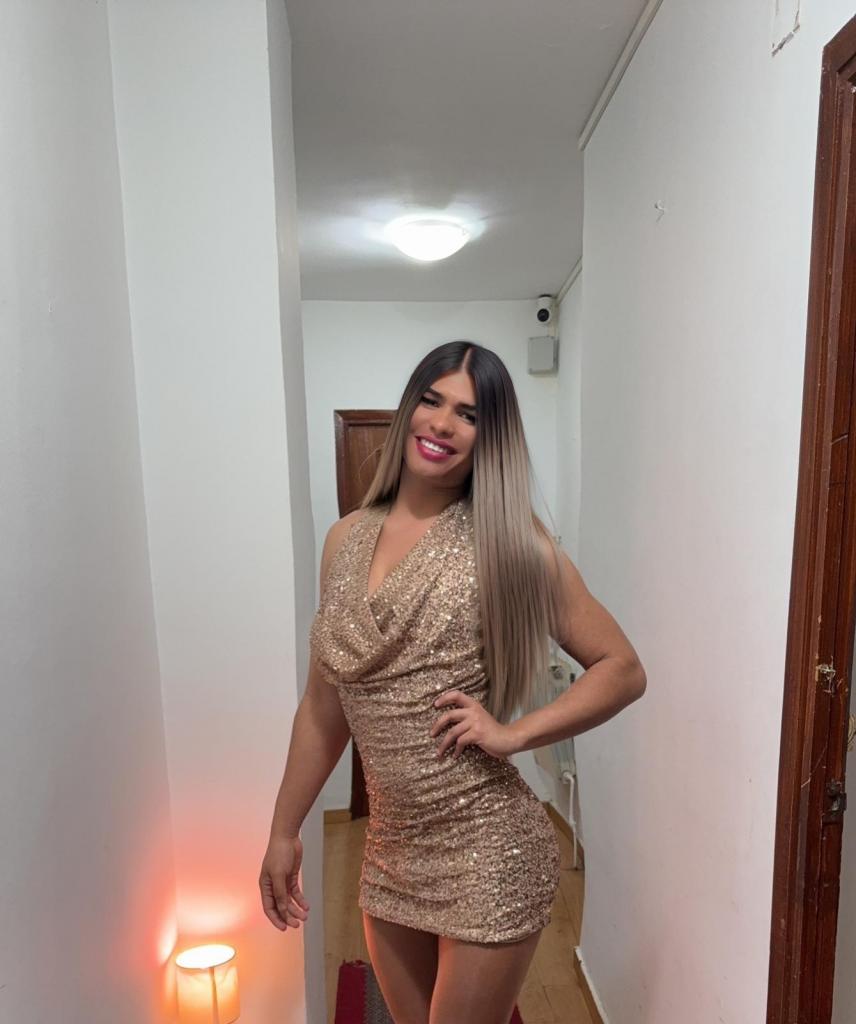 643541850: Transexual en Tarragona