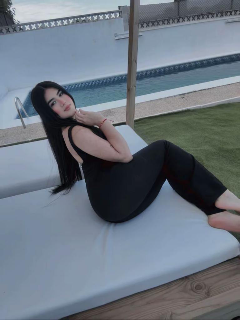 Chica busca chico en Madrid: Chica busca chico