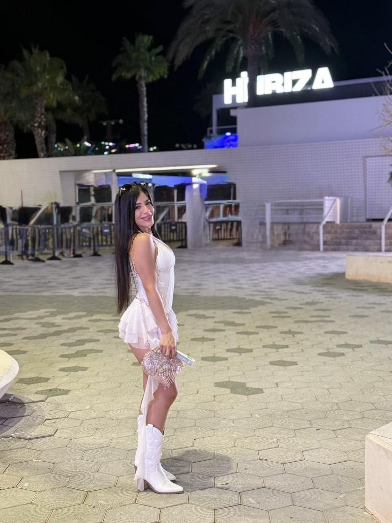 607547426: Chica busca chico en Madrid