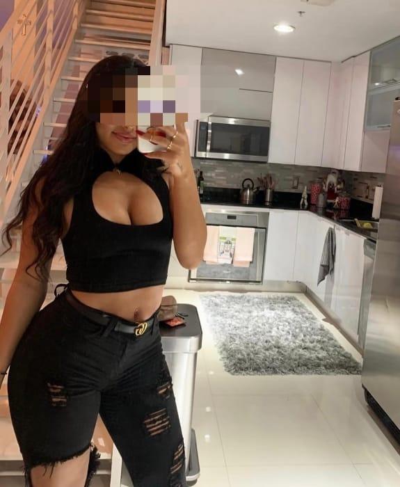 603228212: Chica busca chico en La Coruña