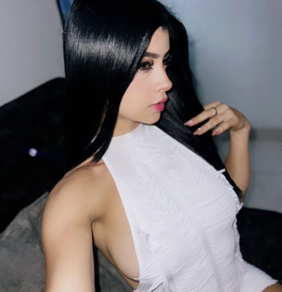 Chica busca chico en Huelva: 