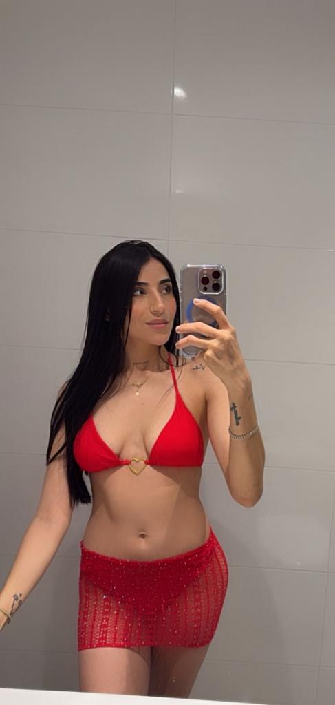 666404346: Chica busca chico en Málaga