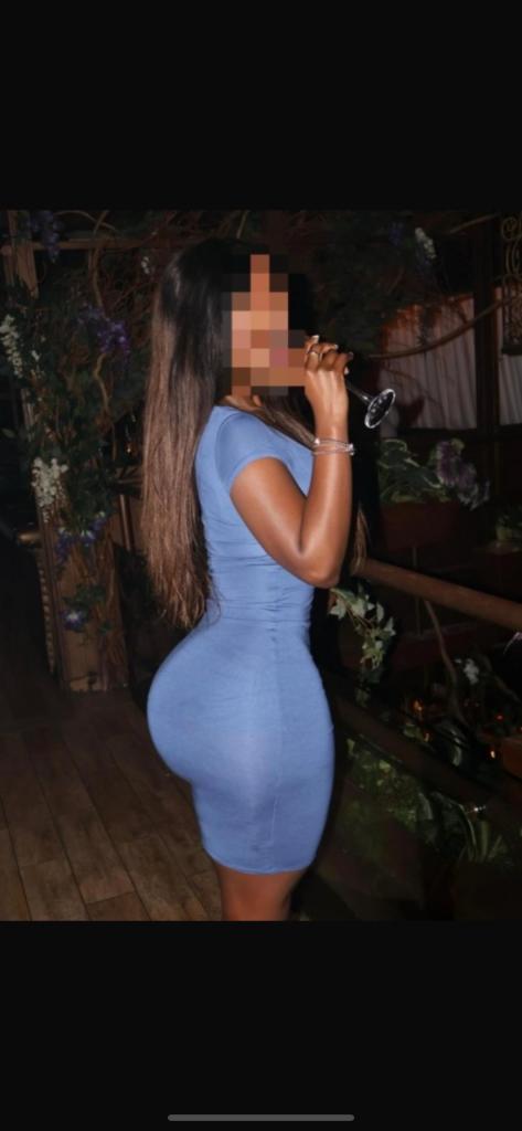 Chica busca chico en La Coruña: 